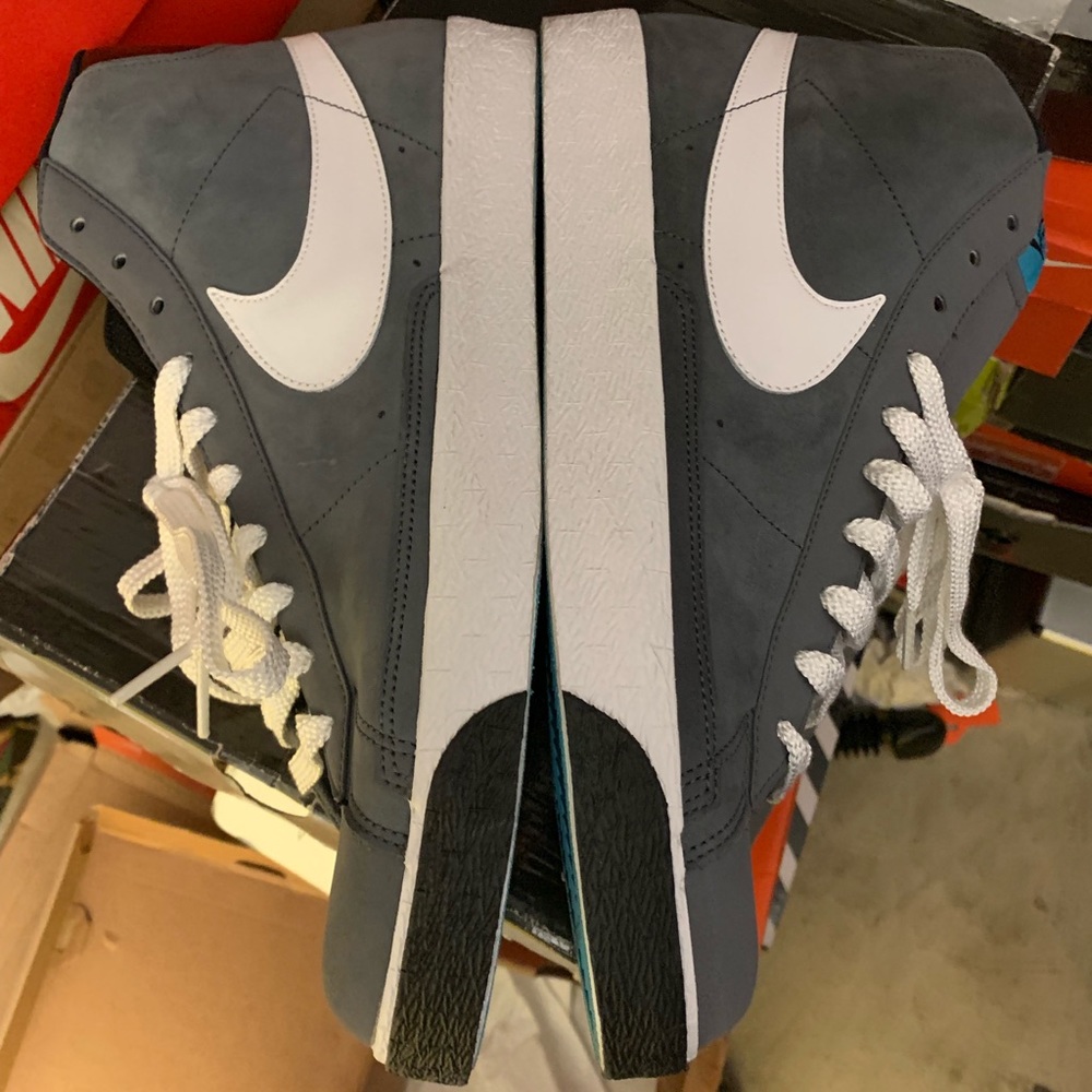 Nike blazer high